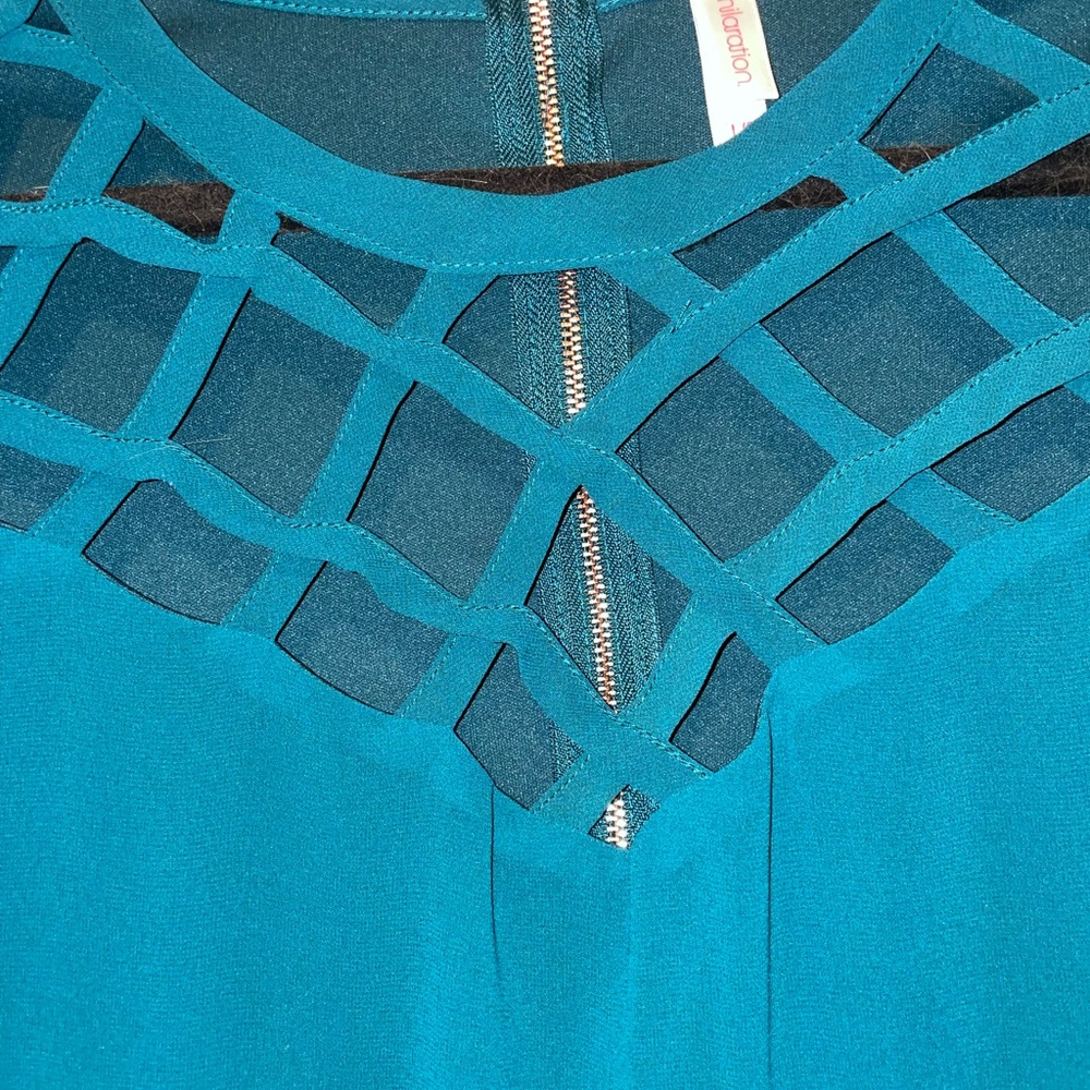 Xhilaration cross cross dress rose gold zip - Picture 3 of 3